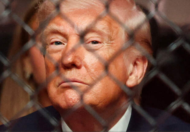 «Дьявол кроется в деталях». Трамп нашел способ возобновить войну с Ираном. Как он может это сделать и чем это ему грозит?