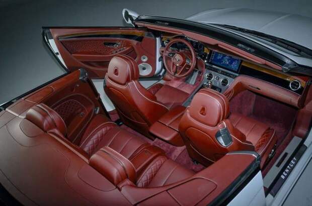 Роскошный салон Bentley Continental GT Convertible. | Фото: autocar.co.uk.