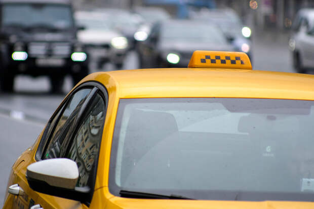Психолог Аракелова назвала семь способов обезопасить себя от агрессии в такси