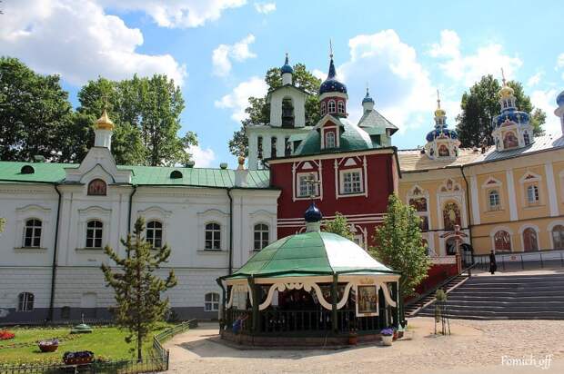 Псково Печерский монастырь Псково Печерский монастырь