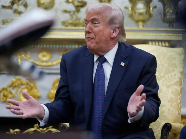 Аналитики: затяжной конфликт на Ближнем Востоке отвечает стратегическим интересам Трампа