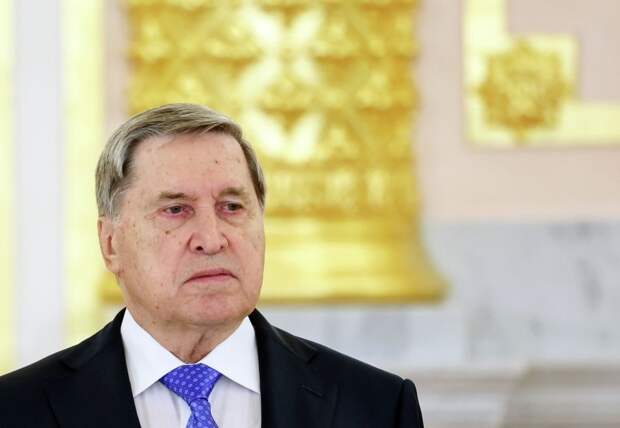 Ушаков: возможность встречи с Зеленским обсуждалась в разговорах Путина и Трампа