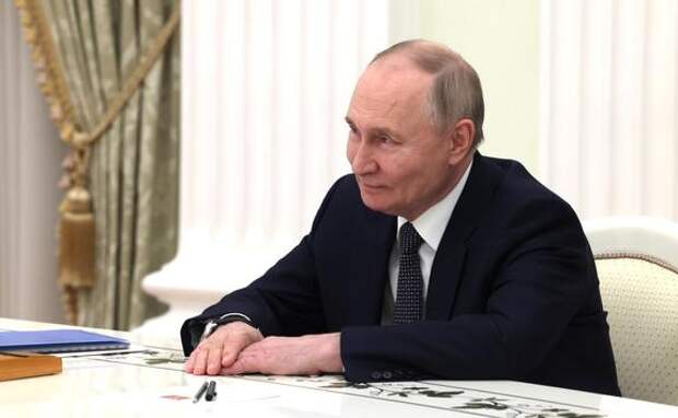 Песков: президент Путин будет работать в Петербурге в понедельник и вторник