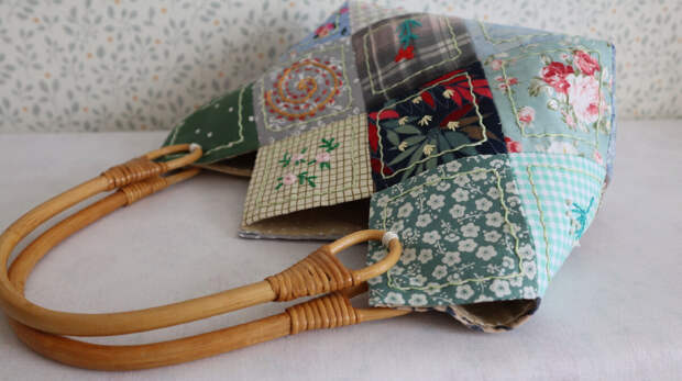 Листайте вправо