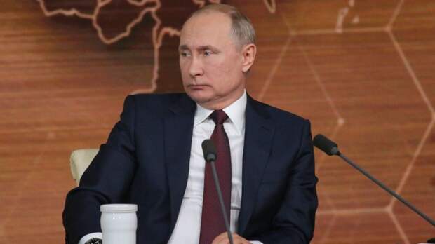 Пленарное заседание ПМЭФ с участием Путина пройдет 17 июня
