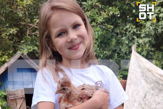 SHOT: пропавшая в Смоленске школьница могла провалиться в овраг