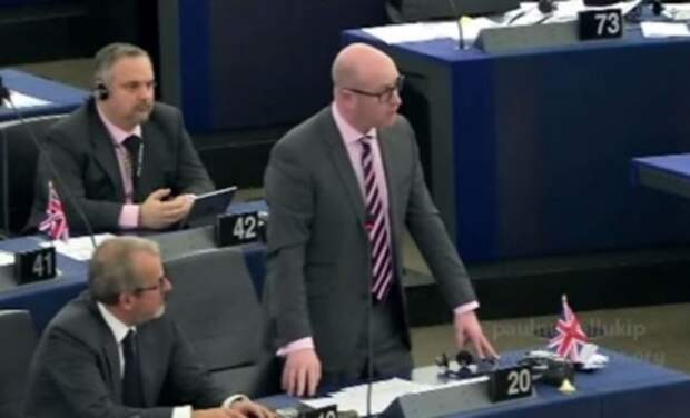 Руководство Латвии отхлестали по щекам в Европарламенте (ВИДЕО)