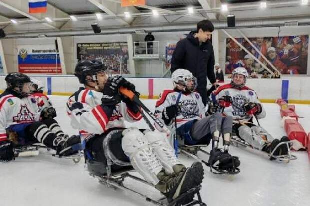 В Тамбове разыграли "Кубок тамбовского волка" по следж-хоккею