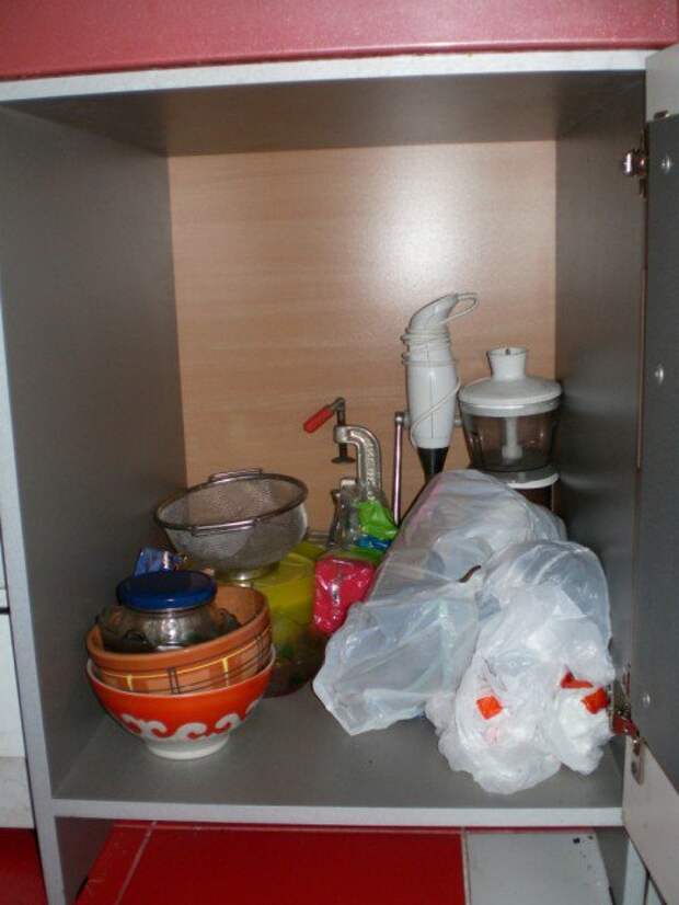 Узкая кухня 8 кв.м в частном доме (17 фото)