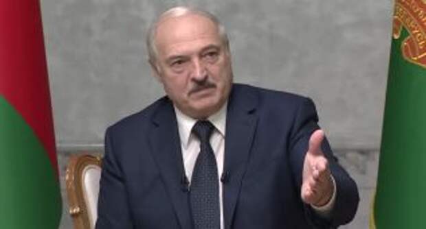 Власть не для того дается, чтобы ее взял, бросил и отдал: Лукашенко
