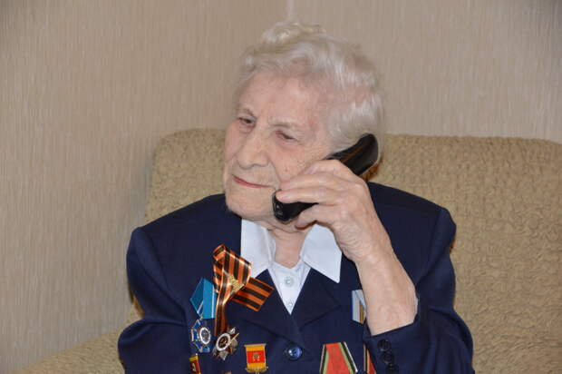 Игорь Руденя поздравил участницу Великой Отечественной войны Марию Сидорову с 99-летием
