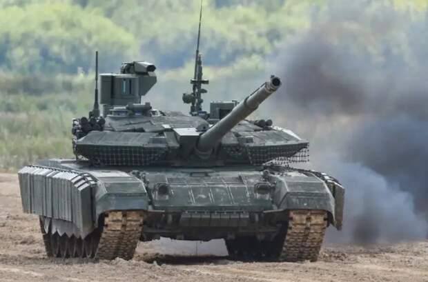 Опубликованы снятые изнутри танка Т-90М кадры попадания "Джавелина" в боевую