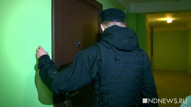 Приставы нашли воришку в куче белья