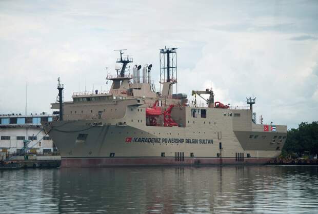 Турция направила Кубе плавучую электростанцию