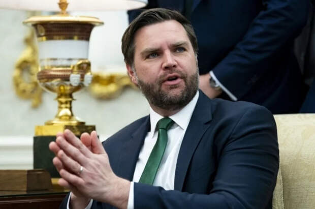 Вэнс: США будут работать с Москвой и Пекином для сокращения ядерного оружия