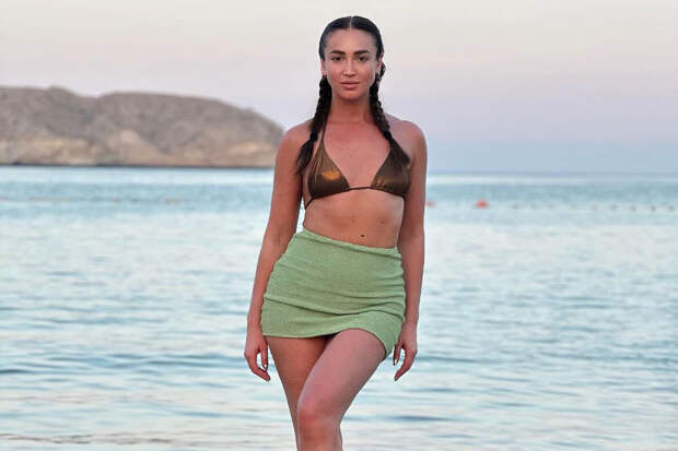 Певица Бузова заявила, что не умеет вести бизнес