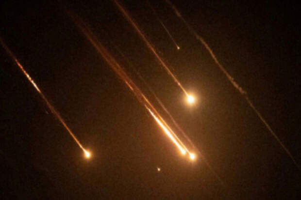 Удар Ирана по США вызвал панику на Западе