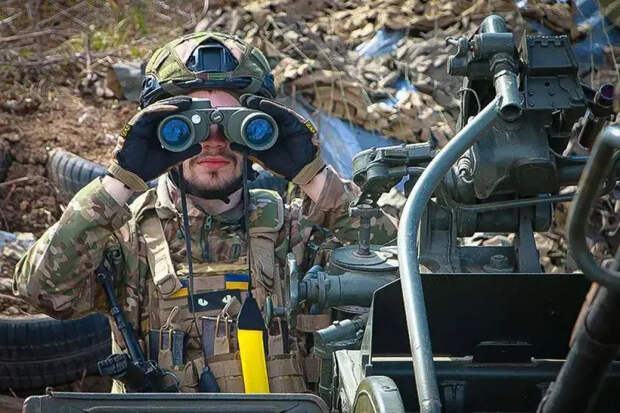 Украинский аналитик назвал нынешней целью ВС РФ захват холмов на границе с Сумской областью