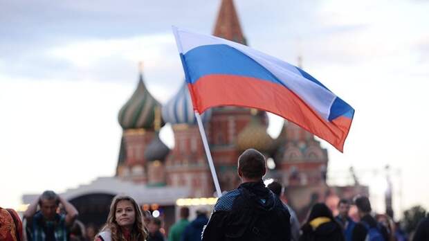 Все больше россиян считают ситуацию в стране спокойной Все больше россиян считают ситуацию в стране спокойной