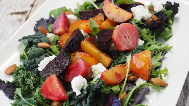 Диетолог дал советы по питанию для заболевших COVID-19