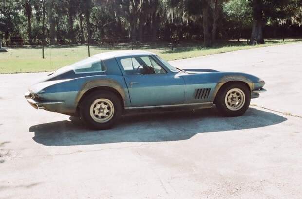 Chevrolet Corvette Neil Armstrong продают на аукционе (19 фото)