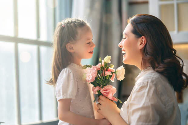 Почти 40% опрошенных самозанятых мам закрывают до трети семейного бюджета