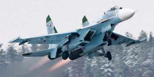 Самолет-разведчик США был перехвачен российским Су-27 в небе над Балтикой