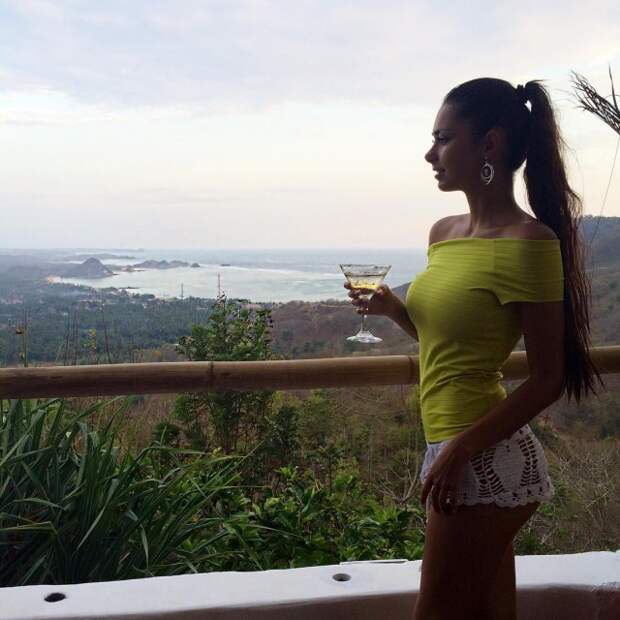 Очаровательная российская фотомодель Ольга Коробицына (32 фото)