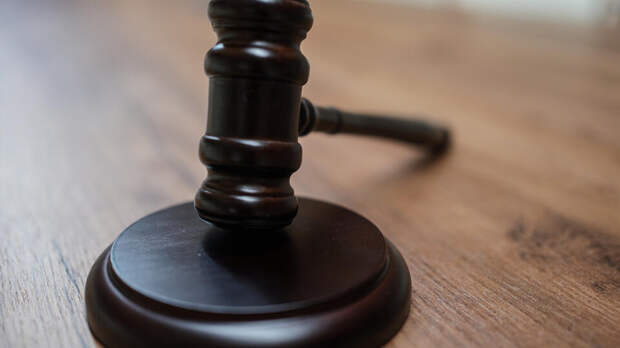 "Шанинка" через суд требует отменить приостановку лицензии