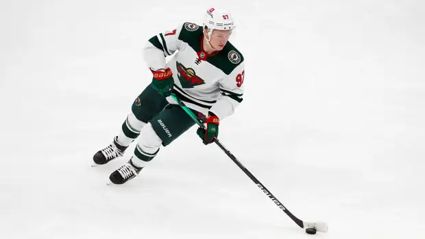 Капризов повторил достижение Макдэвида в НХЛ