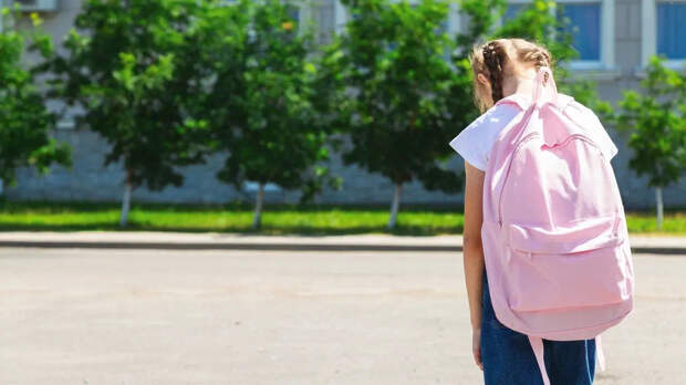 Скандал в красноярской школе: жертве травли грозит иск за разбитый телефон обидчика?