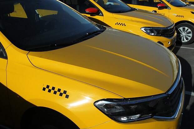 В России попросили новых послаблений из-за требований о локализации такси