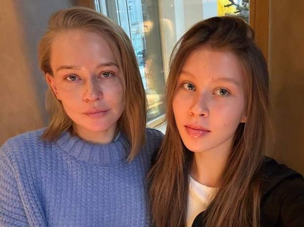 Юлия Пересильд восхищается избранником дочки: «Дома все слушаем Ваню Дмитриенко»