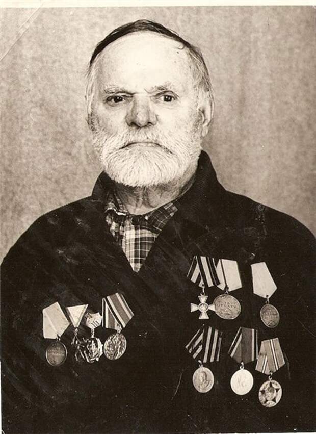 Неизвестный Георгиевский кавалер, 1975-1978 годы.