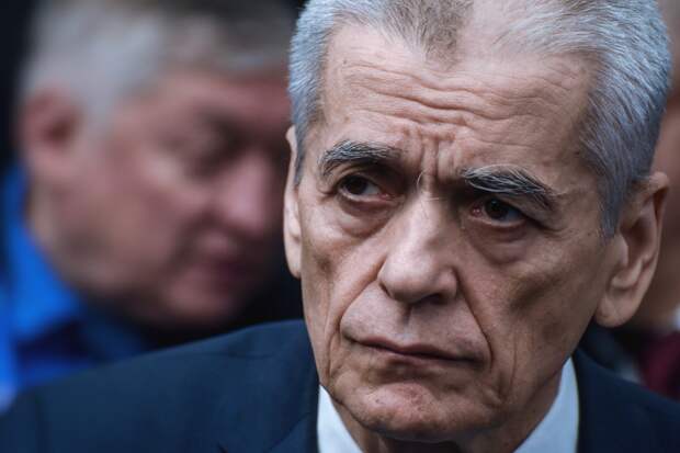 Онищенко: России пора перейти на шестидневную рабочую неделю