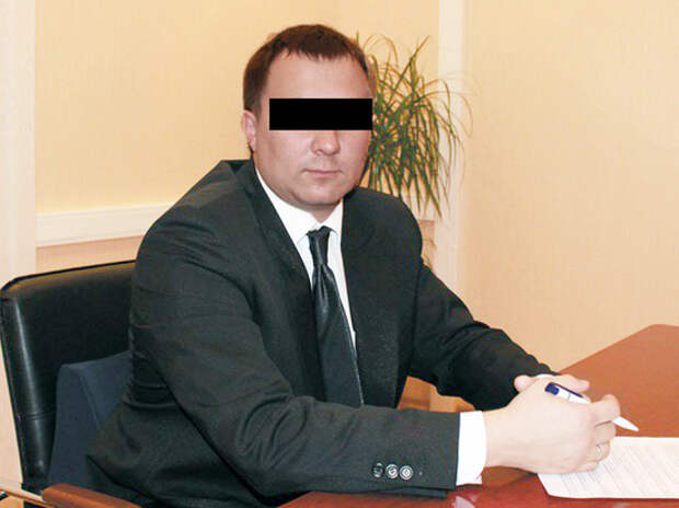 В Курске по подозрению в совершении сексуального насилия задержан скандально известный нотариус