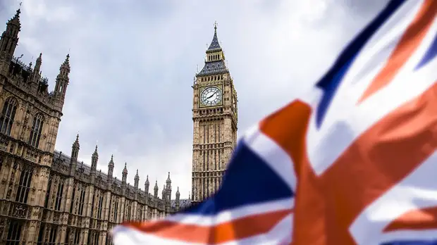 «Восстановить позиции после брексита»: как Великобритания планирует заключать новые союзы по образцу AUKUS