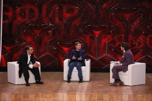 Продюсер Александр Митрошенков рассказал о закулисье ток-шоу «Прямой эфир»