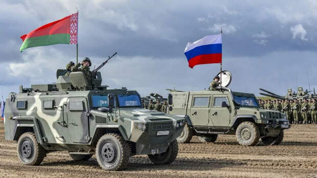Юление продолжается. Лукашенко не хочет видеть у себя военные базы РФ