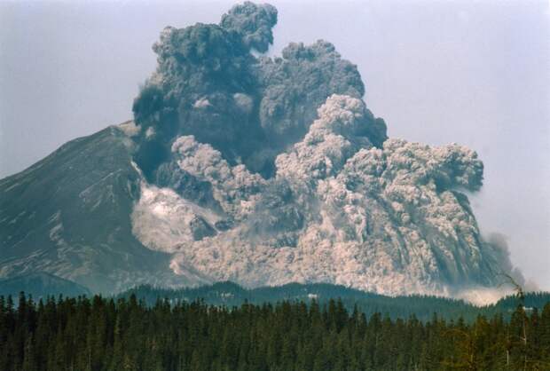 13. Извержение вулкана Сент-Хеленс, 1980 природа, стихийные бедствия, факты, фотография