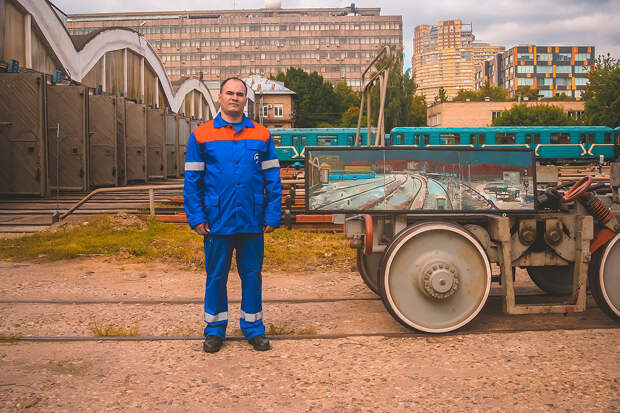 Московское метро изнутри: чего не видят пассажиры (ФОТО)