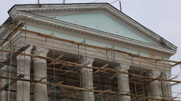 Ремонт бывшего Дворца пионеров в Барнауле / Фото: amic.ru