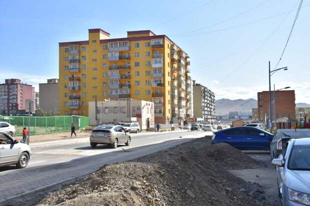 За свою жизнь я посетил уже 30 стран, но сказать по правде, я никогда не думал, что однажды в моем списке окажется Монголия. Я приехал сюда почти случайно – из-за дешевых билетов компании MIAT.-11