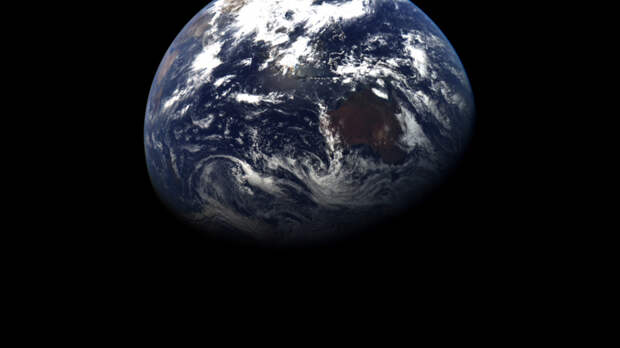 НАСА опубликовало первый за полвека снимок Земли с космоса