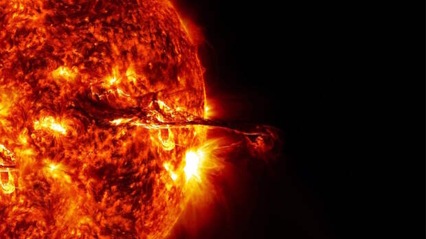 Огромные вспышки на Солнце, вызывающие блэкаут на Земле, ожидают в NASA