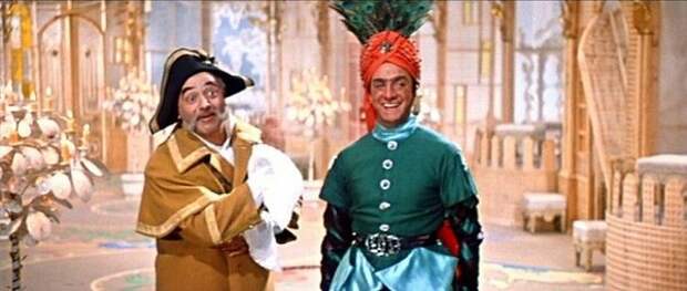 Владимир Этуш в фильме "Старая, старая сказка" (1968)