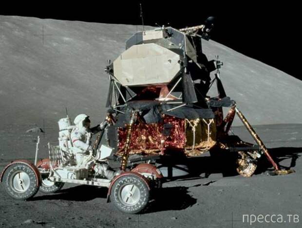 Китайцы опровергли факт высадки американцев на луну в 1972 году (6 фото) Китайцы опровергли факт высадки американцев на луну в 1972 году (6 фото)
