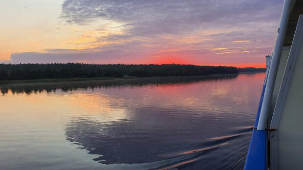 Река Свирь на рассвете