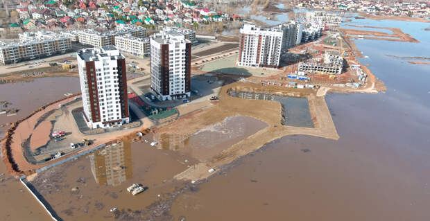 Три района Оренбурга попали под угрозу подтопления из-за роста уровня воды в Сакмаре