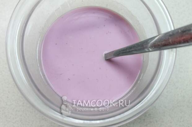 Смешали компоненты ликёра